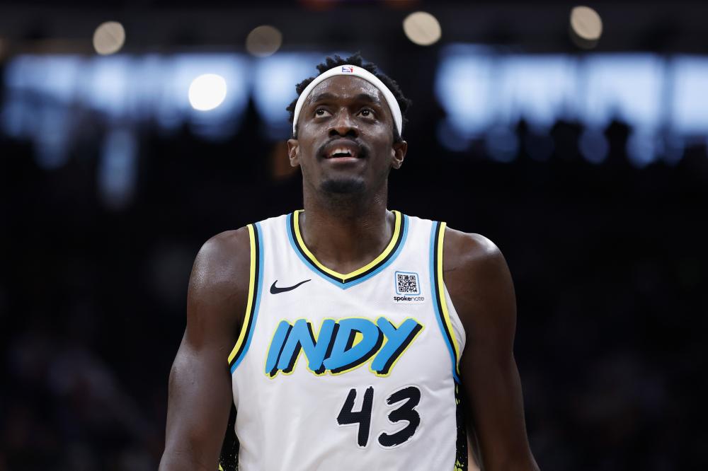 制造了巨大 制造了巨大