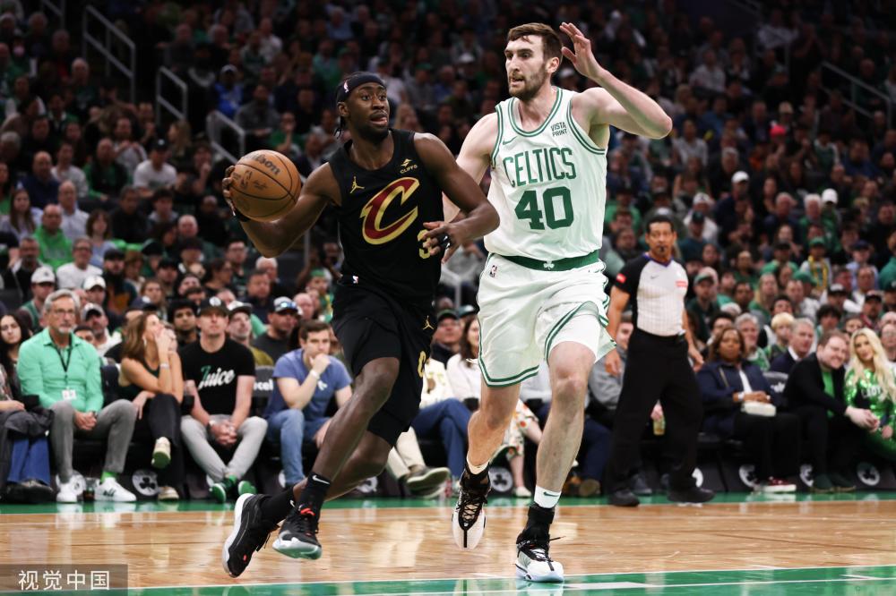 某位年轻球 某位年轻球